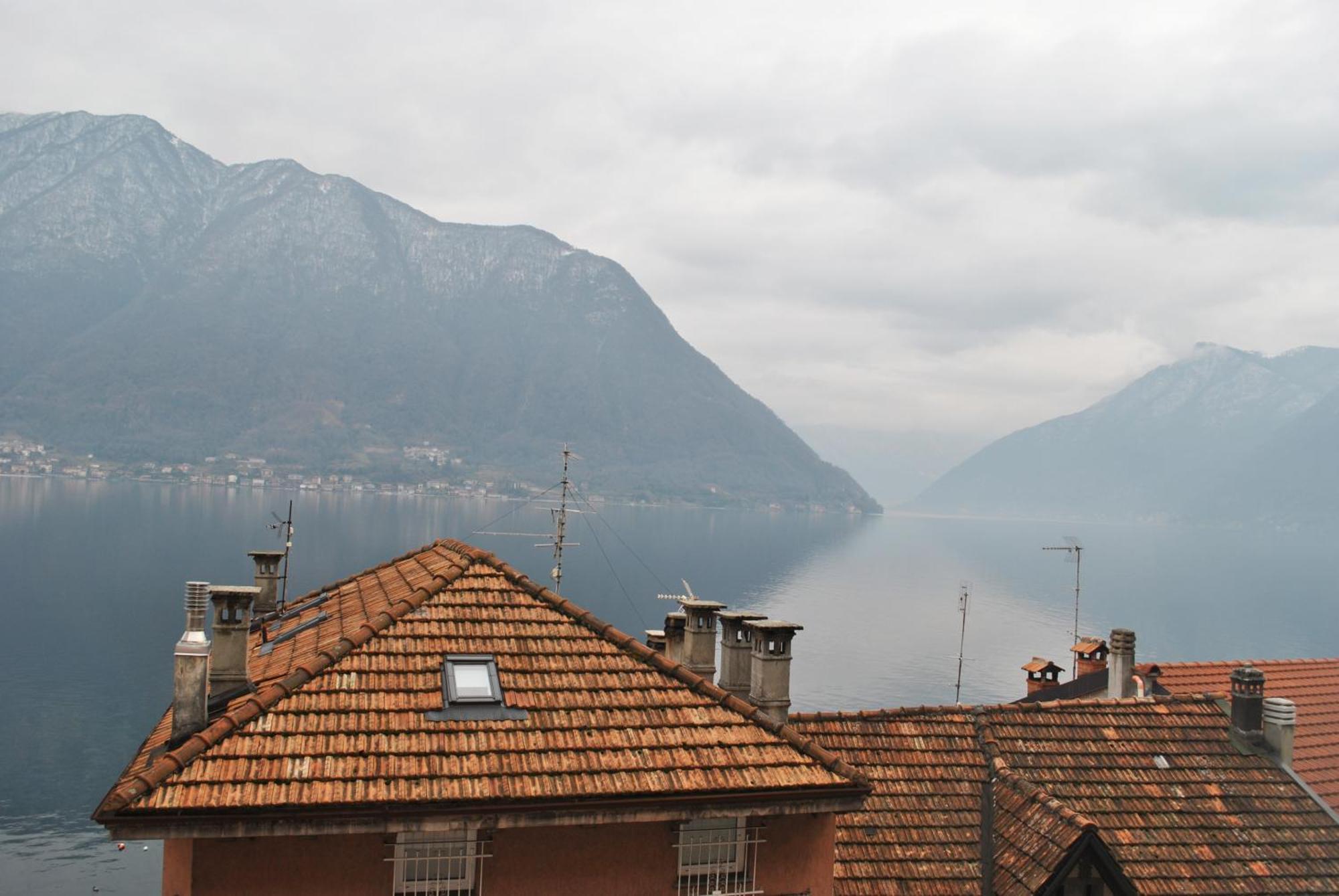 The Romantic Village House - Apartments With Lake View Colonno Bagian luar foto