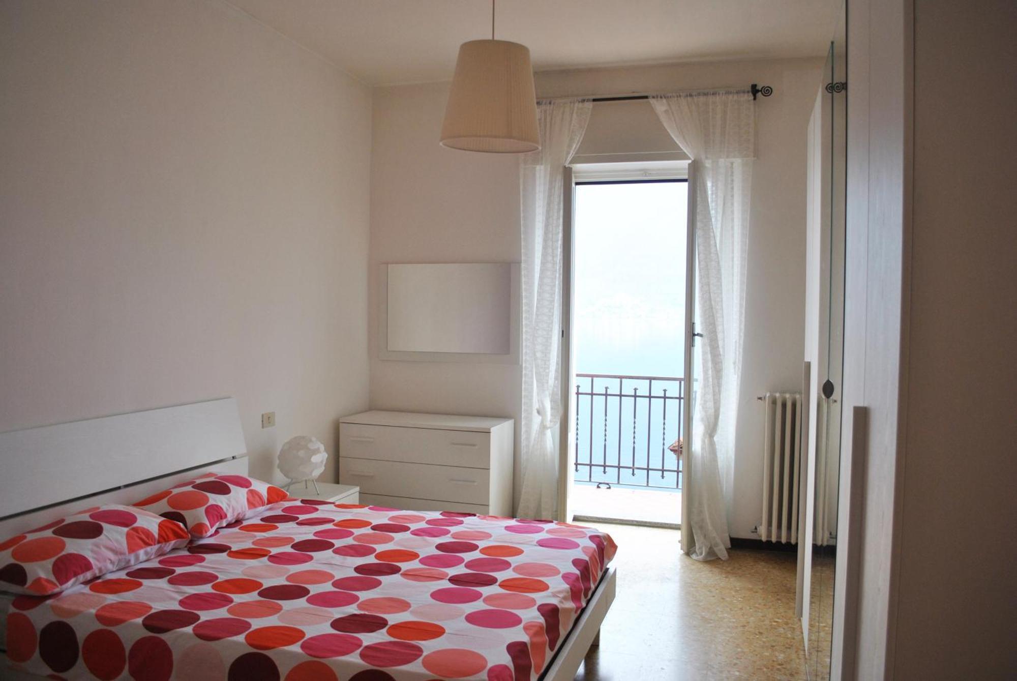 The Romantic Village House - Apartments With Lake View Colonno Bagian luar foto