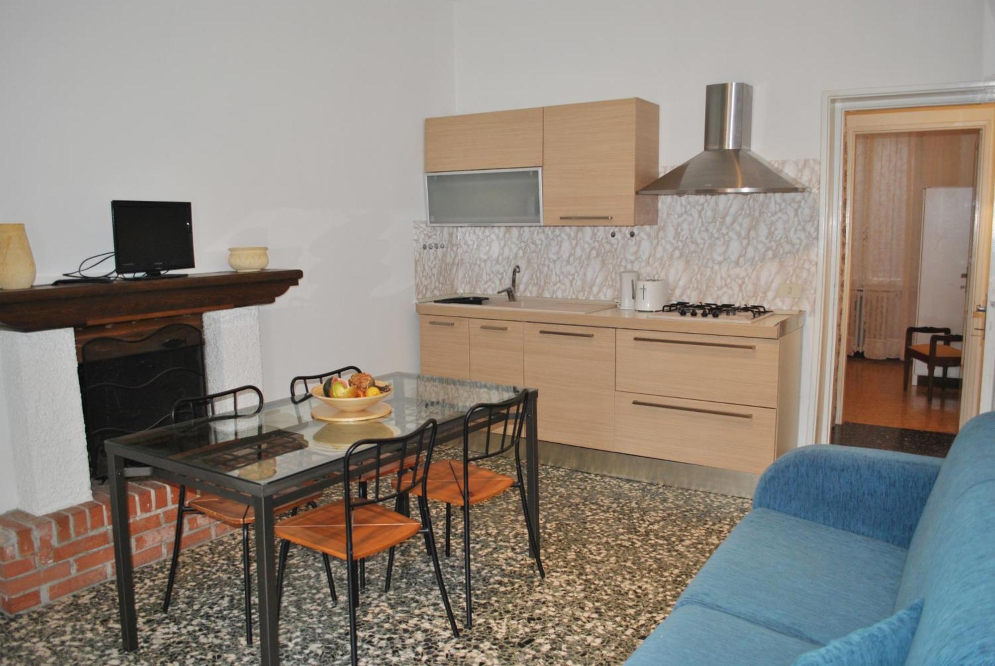 The Romantic Village House - Apartments With Lake View Colonno Bagian luar foto