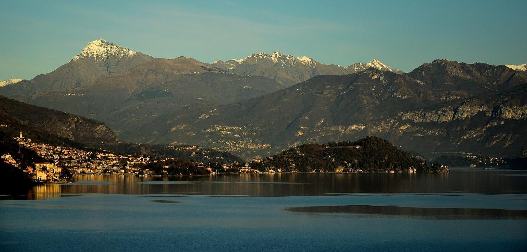 The Romantic Village House - Apartments With Lake View Colonno Bagian luar foto